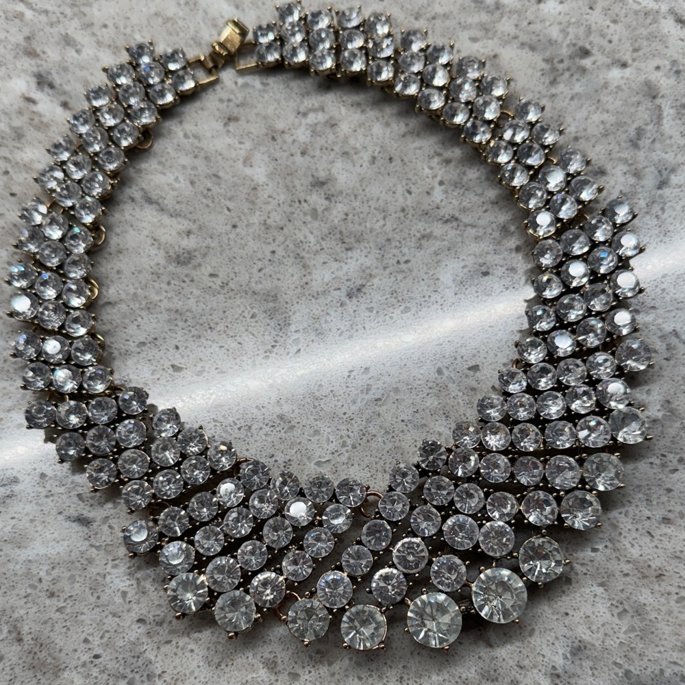 Elegant Crystal Necklace